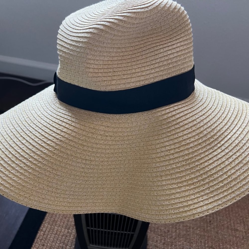 Women's Floppy Sun Hat